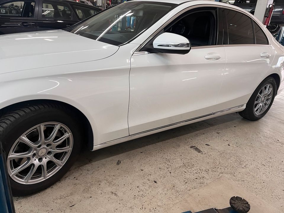 Orginal 16 Zoll Komplett Räder Mercedes C Klasse 2015 in Augsburg