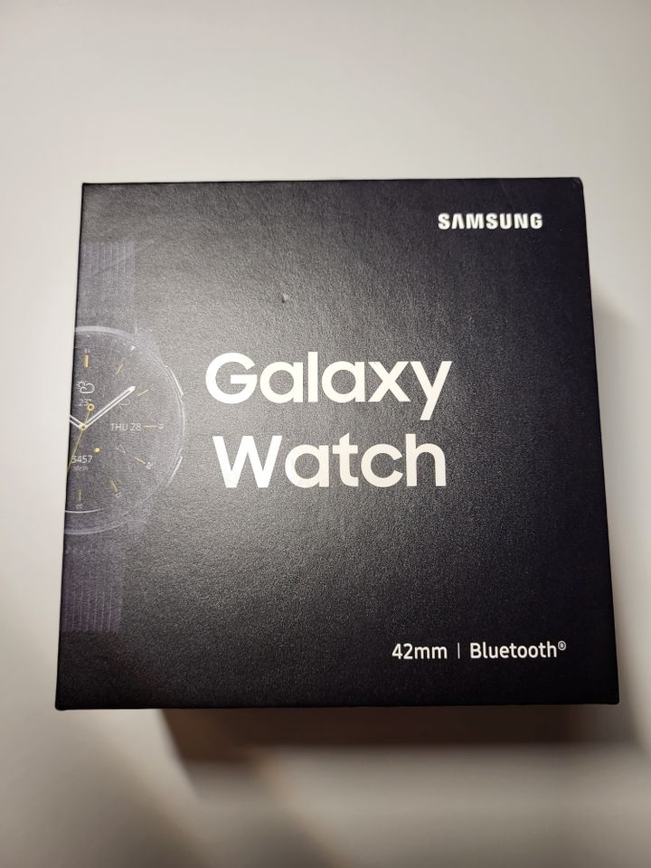 Smartwatch Samsung Galaxy Watch 42 mm Bluetooth Wi-Fi GPS NFC in Straubing