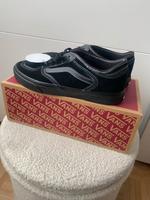 Vans schwarz mit Etikett Niedersachsen - Salzgitter Vorschau