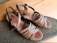 Damen Sandalen / Gr. 40 / Braun / Ariane Niedersachsen - Langwedel Vorschau
