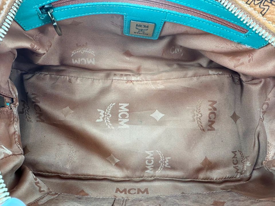 MCM Handtasche Boston Bag Cognac Hell Türkis Tasche Heritage Logo in Schleswig