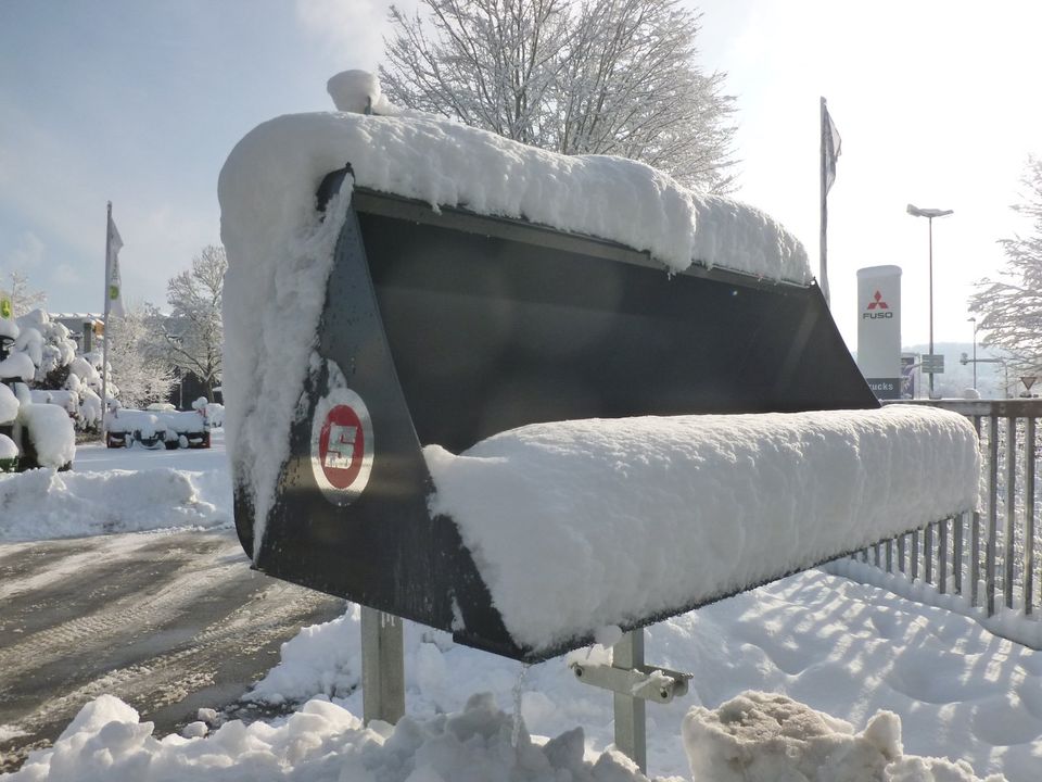 Stoll Frontladerschaufel Robust U2,20m Frontlader Schlepper Trakt in Ravensburg