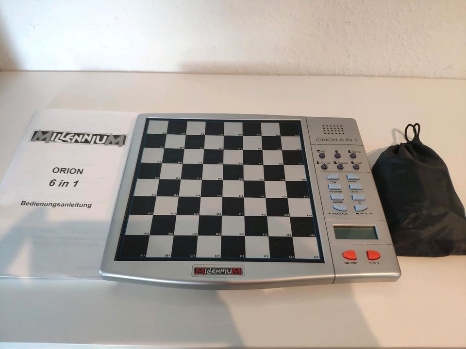 Schach Computer Orion 6 in 1 wie neu! in Sindelfingen