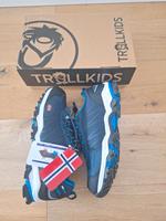 N E U Trekking Schuhe Wanderschuhe Trolltunga von Trollkids Gr.40 Hessen - Karben Vorschau