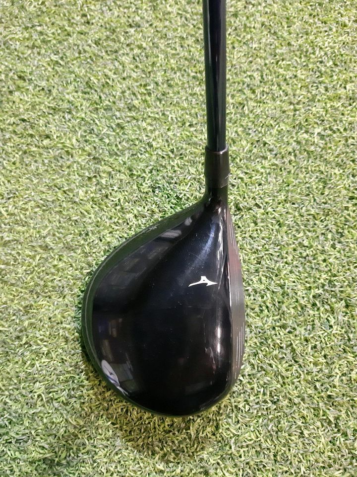 Mizuno Holz 3 STX 220 mit 15° in Leonberg