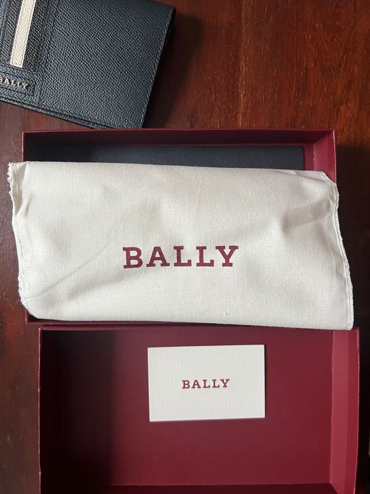 BALLY NEU Portemonnaie Brieftasche Kartenetui Herren Damen in Wees