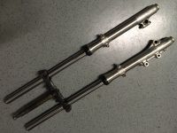 SUZUKI GN400 Gabel frontfork standrohr innertube Köln - Bickendorf Vorschau