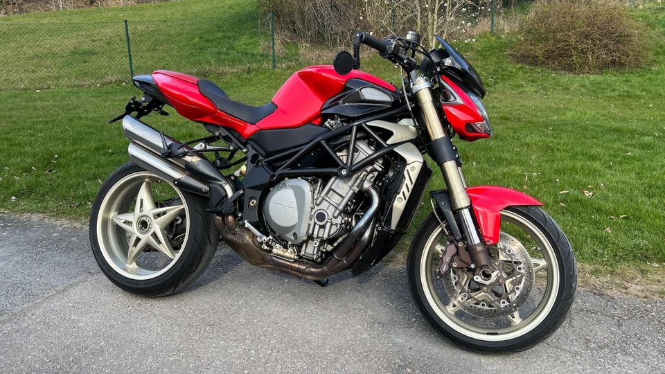 MV Agusta Brutale 910 F4 + Power Commander + Carbon TOP ZUSTAND in Klipphausen