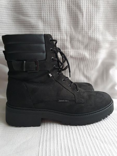 Bench Schnürboots Stiefeletten Winter schwarz 42 in Wiesbaden -  Mainz-Kastel | eBay Kleinanzeigen ist jetzt Kleinanzeigen