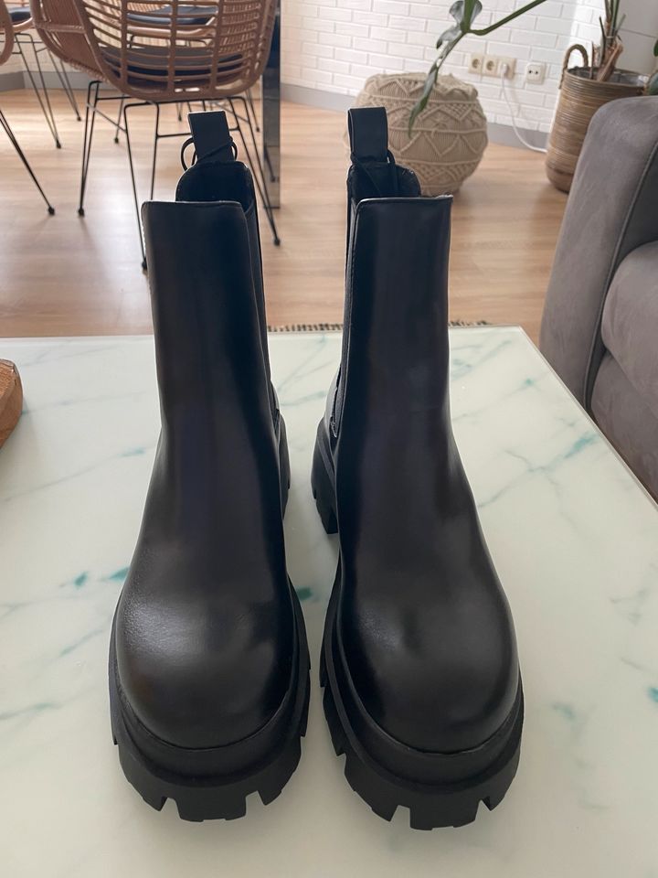 Zara Boots in Hamm