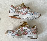 Nike Air Max 1 Ultra LOTC Quick Strike Größe 38,5 Sneaker bis 1.6 Dresden - Löbtau-Süd Vorschau
