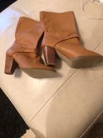 Leder Stiefel Gr,39 hellbraun Berlin - Schöneberg Vorschau