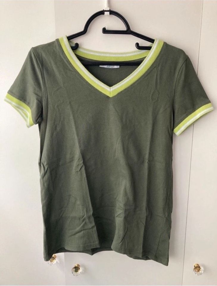 Esprit EDC Baumwolle Tshirt Shirt Sommer Oberteil khaki kurzarm in Düsseldorf