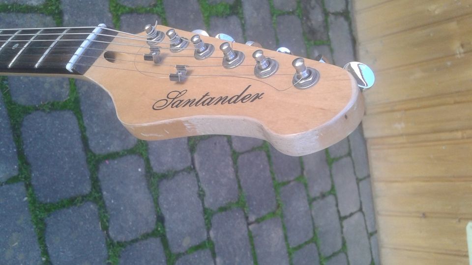 Santander stratocaster, Fender designed Pickups, 7fach-Schaltung in Boxberg