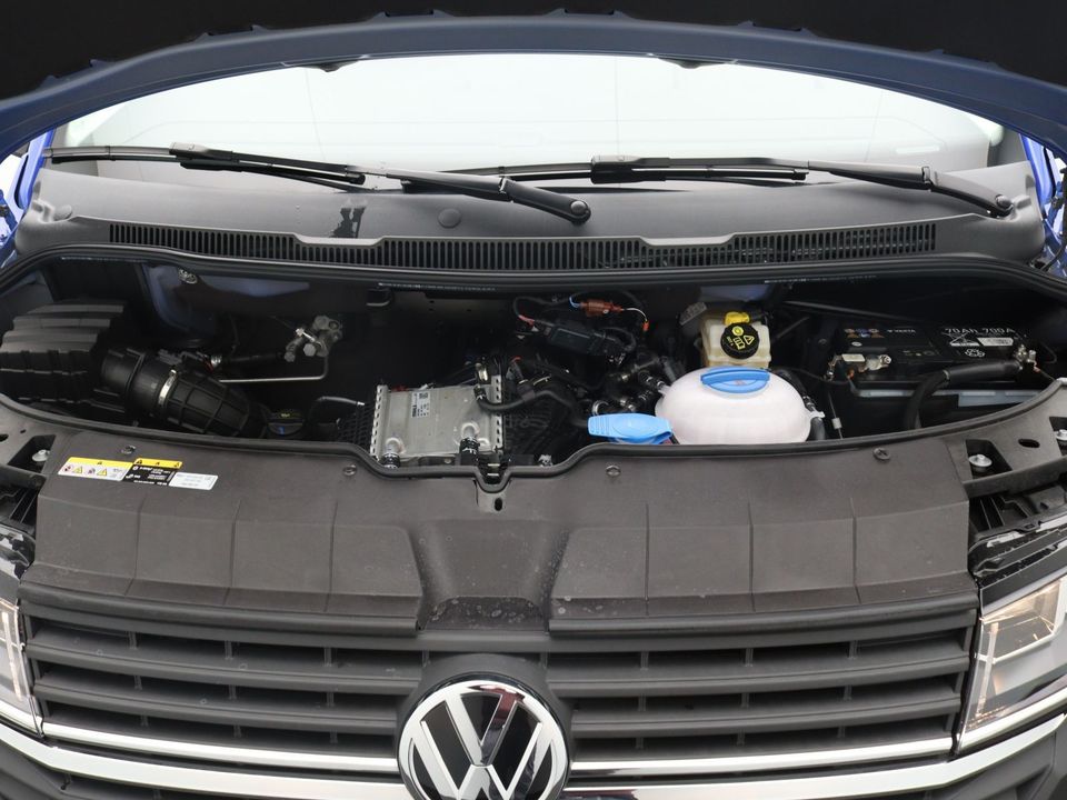 Volkswagen T6.1 Kasten 2,0 l 81 kW TDI /Klima/PDC/Boden in Würzburg
