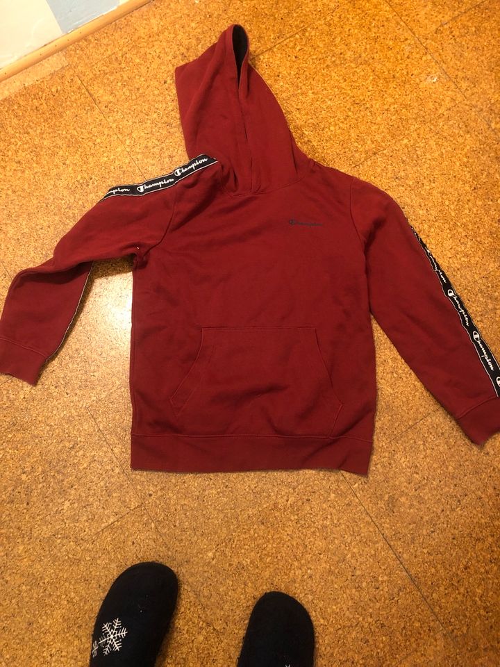 Champion Hoodie Bordeaux Gr.L Kids in Hessen - Limeshain | eBay  Kleinanzeigen ist jetzt Kleinanzeigen