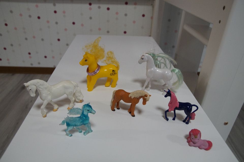Spielzeug 7x Pony, Pferde, Pegasus und Einhorn in Dortmund