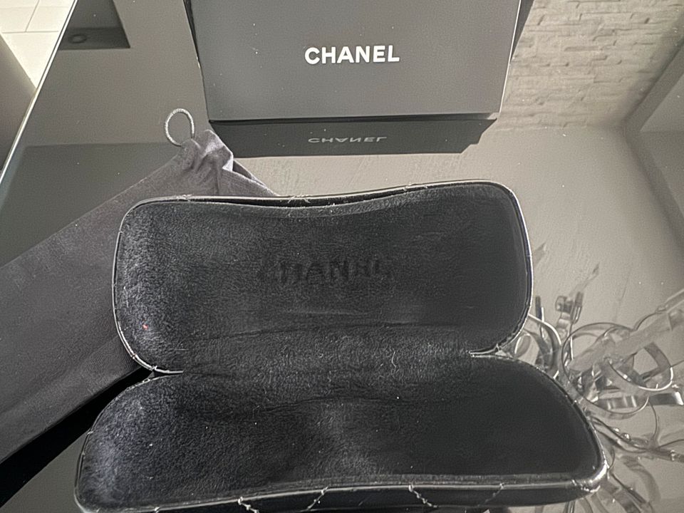 Chanel Sonnenbrille in Düsseldorf