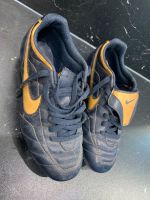 Fußballschuhe 39 Nike Gold schwarz Niedersachsen - Schwarmstedt Vorschau