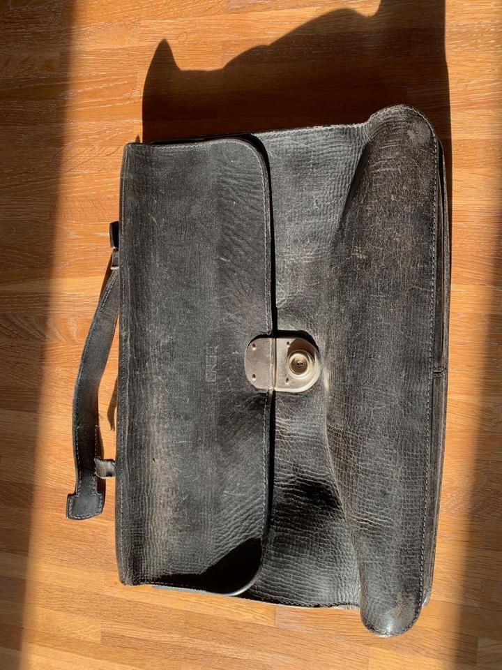 BREE Aktentasche, Vintage, gebraucht mit kleinem Reparaturbedarf in Lehrte