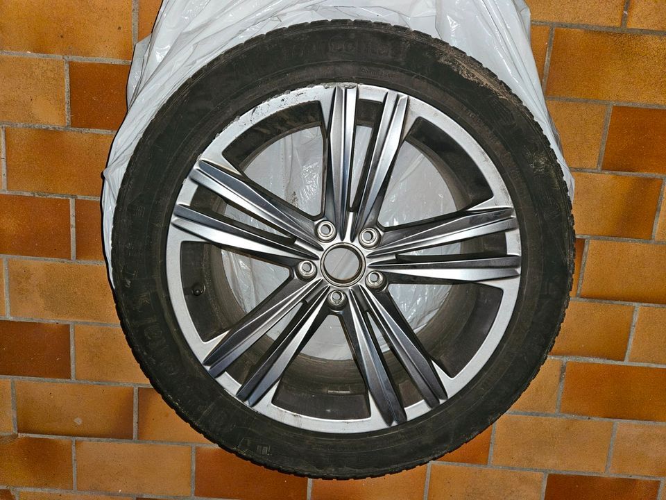 1x VW Arteon Original Felge & Allwetter Reifen in Möckmühl