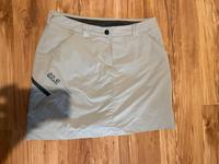 Beige grauer Rock mit Shorts von Jack Wolfskin Köln - Nippes Vorschau