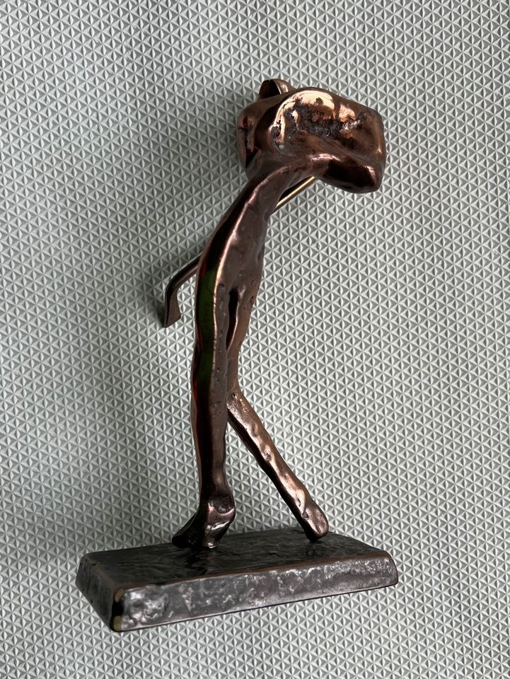 Yves Lohe. Skulptur. Golfer/Golferin. Bronze in Bad Krozingen