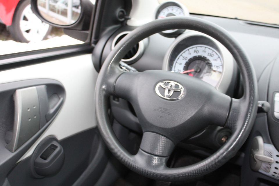 Toyota Aygo 1.0 Cool Klimaanlage *NUR 66TKM* in Magdeburg