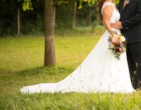 Brautkleid Hochzeitskleid A-Linie rückenfrei weiß Schleppe 38 Nordrhein-Westfalen - Titz Vorschau