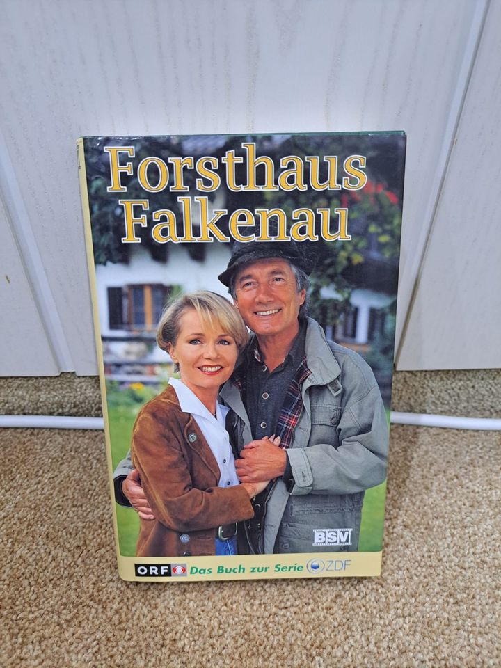 Forsthaus Falkenau Das Buch zur Serie in Duisburg