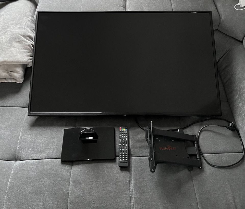 JTC DVX5 M LED TV 4K UHD 49 Zoll Fernseher in Geseke