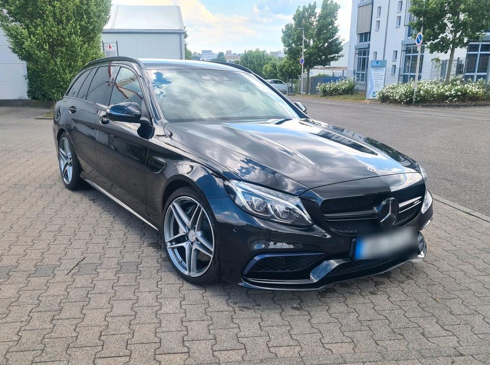 Mercedes-Benz C 63 AMG T-Modell Speedshift 7G-MCT Schwarz in Waiblingen