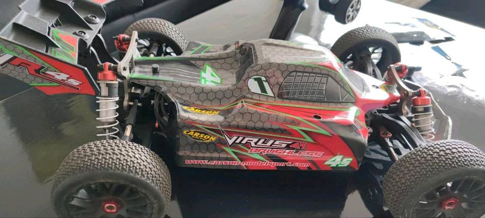 RC Buggy Carson Virus 4.1 mit Akku und Ersatzteile in Zwiesel