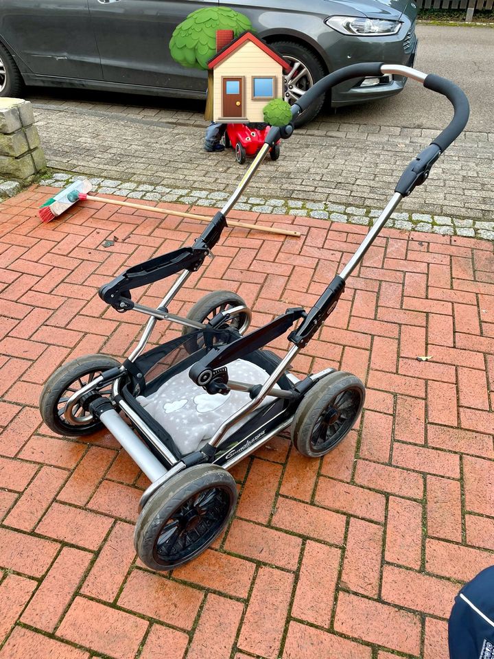 Kinderwagen Emmaljunga City Cross Cryptonite inkl. Zubehör in Stuhr