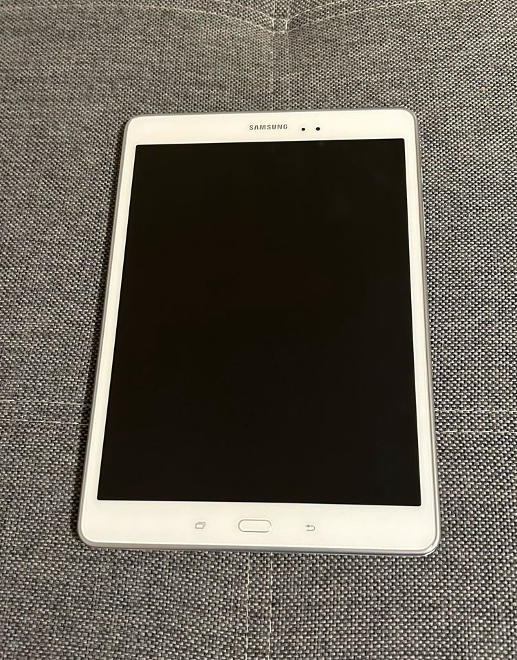 Samsung Galaxy Tab A SM-T555 in München