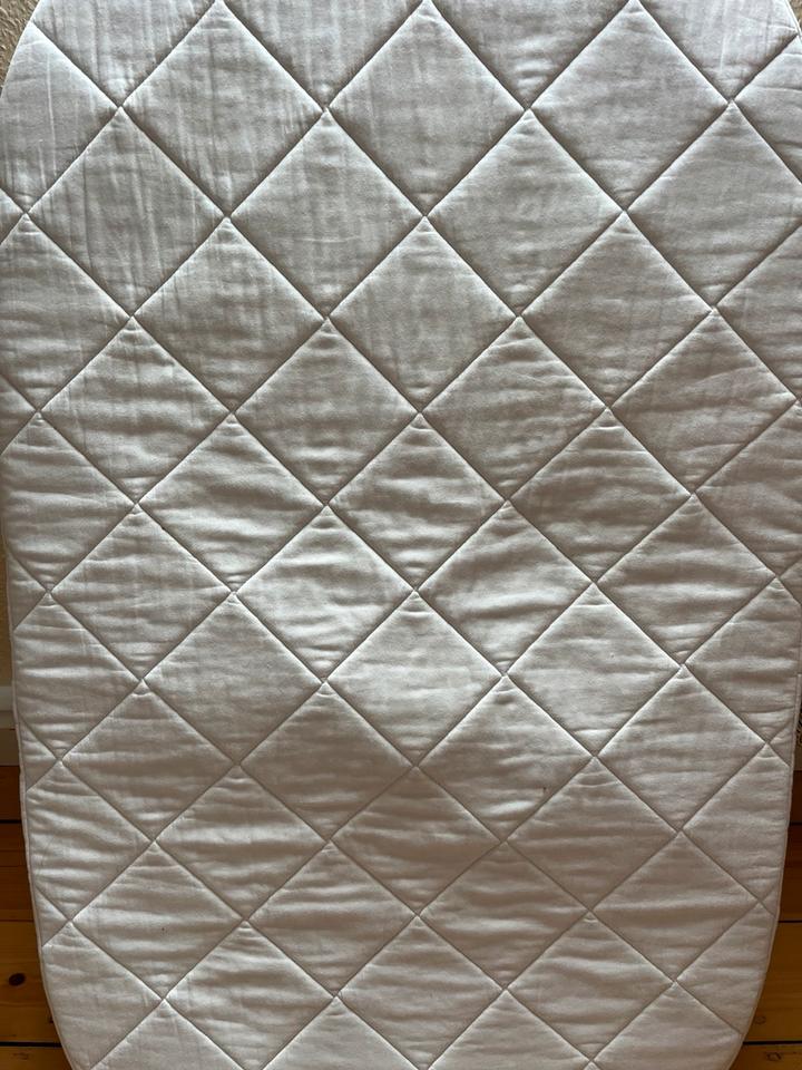 Leander Classic Babybett Kinderbett Gitterbett Buche Holzbett in Naumburg (Saale)