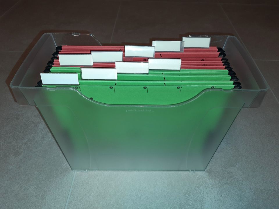 Hängemappenbox mit 9 Hängemappen in Hamburg