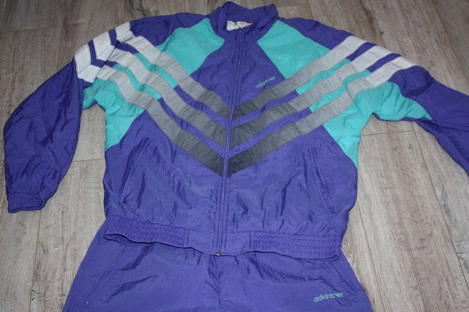 Adidas Tironti 90s Trainingsanzug New Kids Gr 6 M Retro Jacke in  Baden-Württemberg - Frankenhardt | eBay Kleinanzeigen ist jetzt  Kleinanzeigen