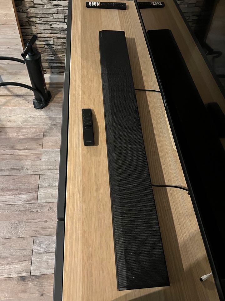 Soundbar mit Subwoofer Samsung HW-Q70T in Schashagen