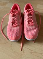 Turnschuhe/Hallenturnschuhe Nike, Gr. 36 *top* Hessen - Aarbergen Vorschau