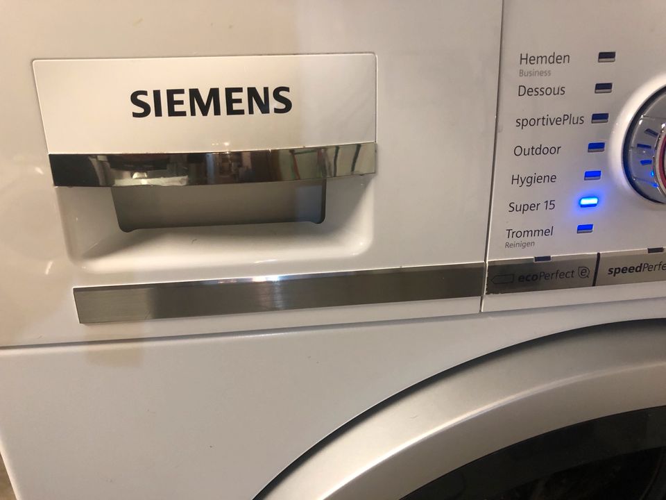 Siemens Waschmaschine 9KG in Nürnberg (Mittelfr)