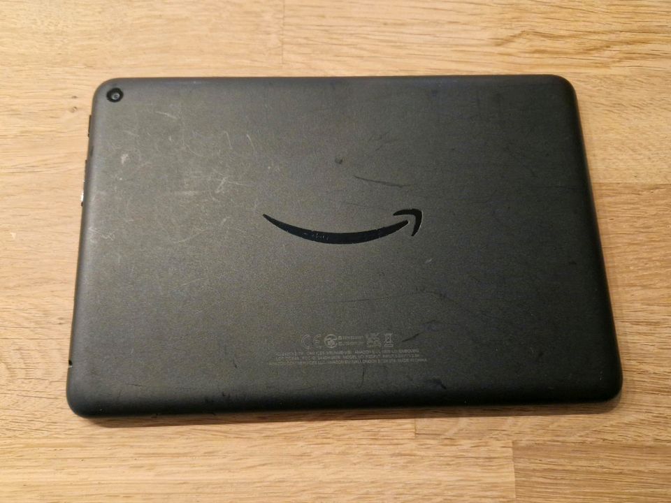 Amazon Fire HD 8 12. Gen 32GB, Wi-Fi, 8 Zoll - Schwarz in Krefeld