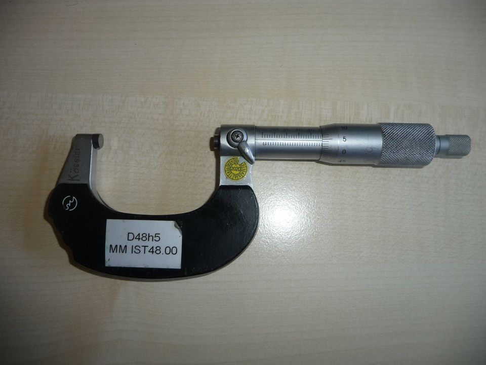 Mikrometer 25-50 mm in Arnstein