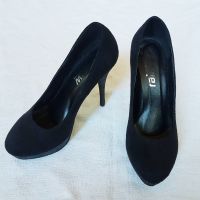 schwarze High Heels, Wildlederoptik, Plateau, 39 Güstrow - Landkreis - Bützow Vorschau