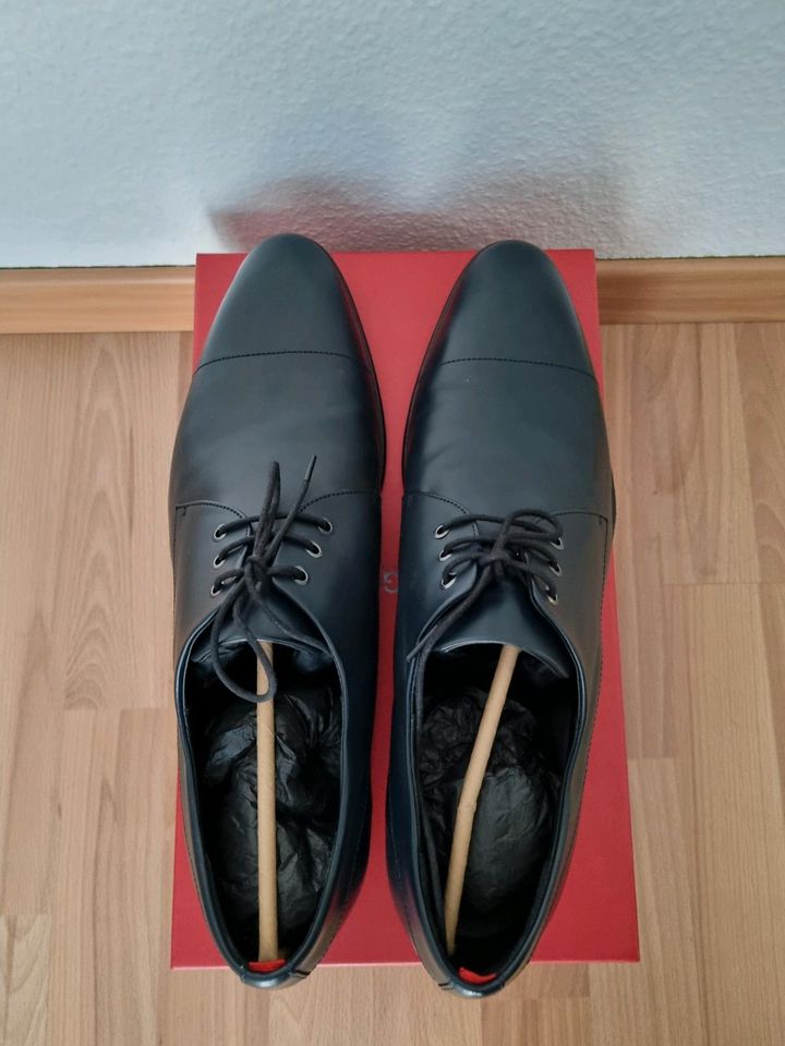 Hugo Boss Schuhe NEU Gr 45 Herren Lederschuhe Anzugschuhe in Oberursel (Taunus)