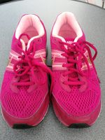 Mädchen Turnschuhe Sportschuhe Laufschuhe NIKE pink 38 Baden-Württemberg - Villingen-Schwenningen Vorschau