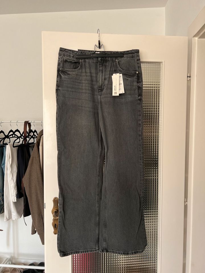 Zara Graue Jeans (NEU) in Hamburg