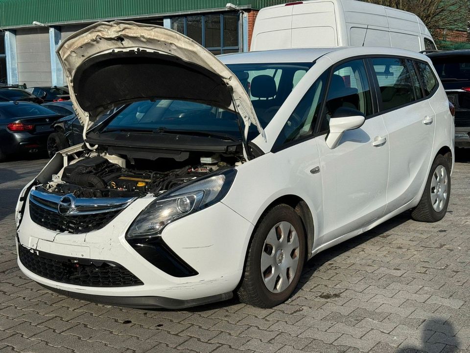 Opel Zafira C Tourer 1.4 Selection*7-Sitzer* in Möhnesee