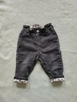 Paperbag Jeans Baby von H&M mit Leoprint innen Gr. 74 Pankow - Prenzlauer Berg Vorschau