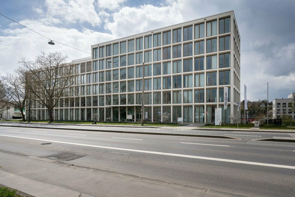 Privater Büroraum für 3 Personen 15 sqm in Regus WIESBADEN, Connect in Wiesbaden